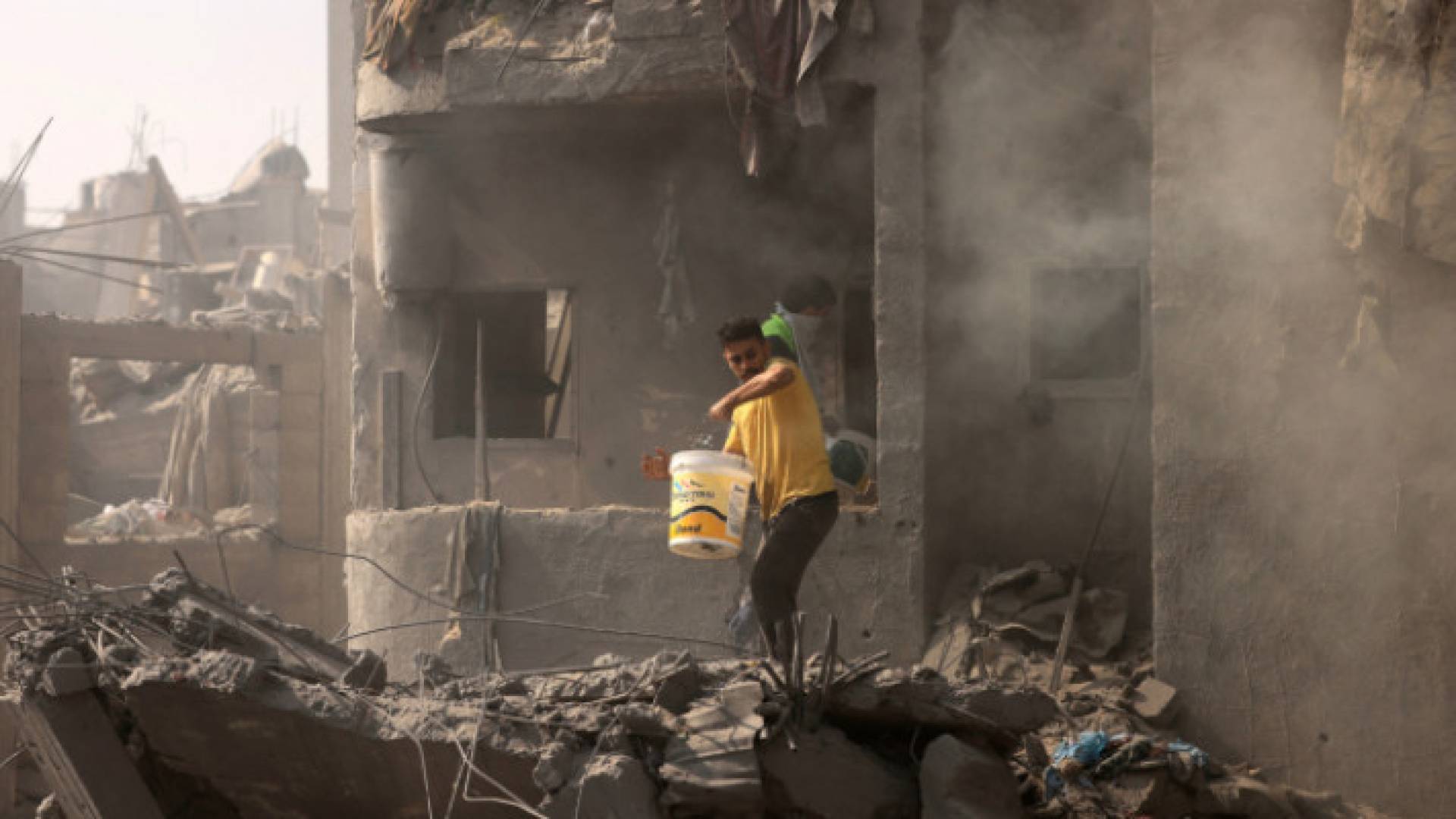 Image 1 from gallery