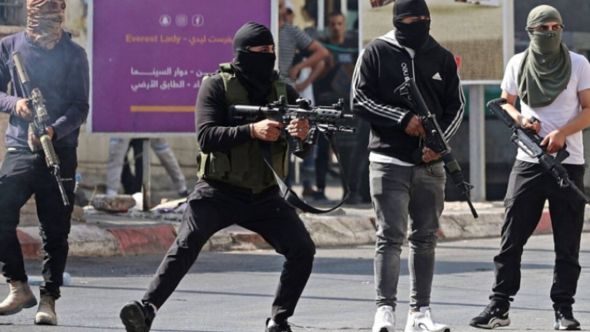 Image 1 from gallery