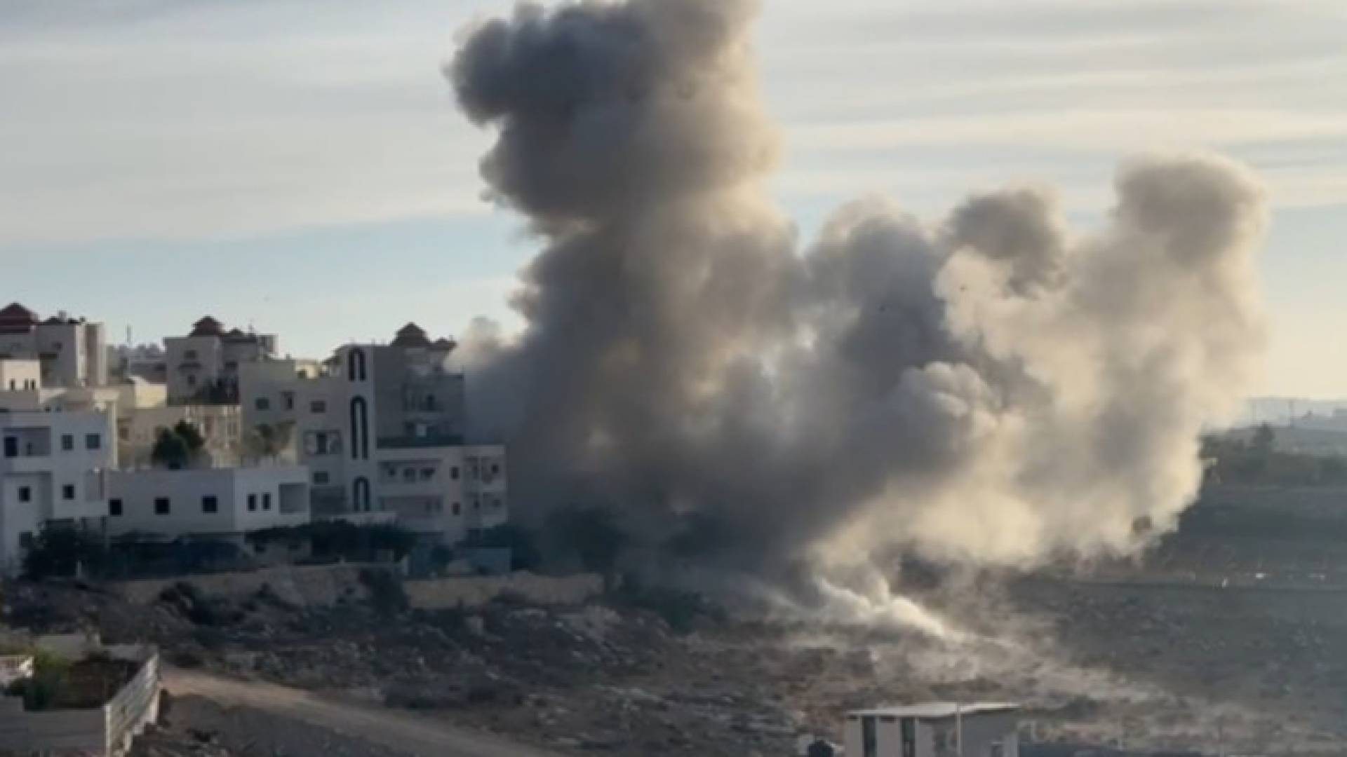 Image 1 from gallery