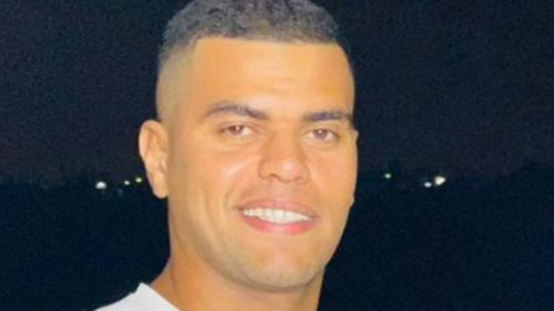 Image 1 from gallery