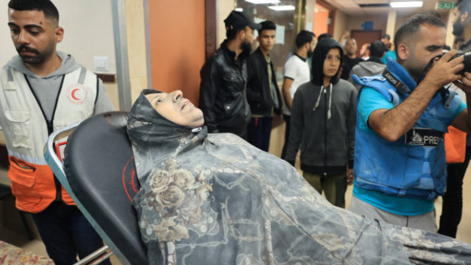 Image 1 from gallery