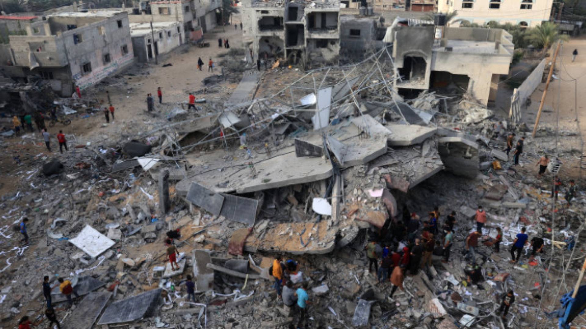 Image 1 from gallery