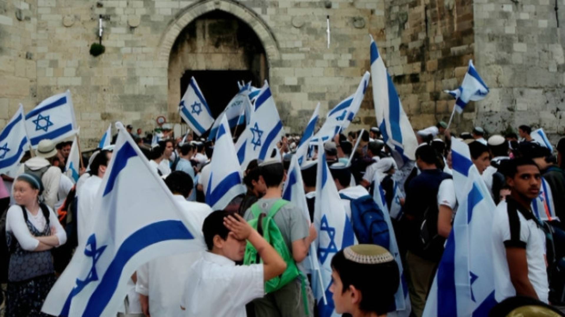 Image 1 from gallery