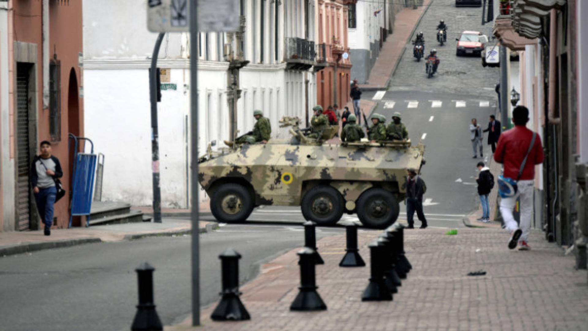 Image 1 from gallery