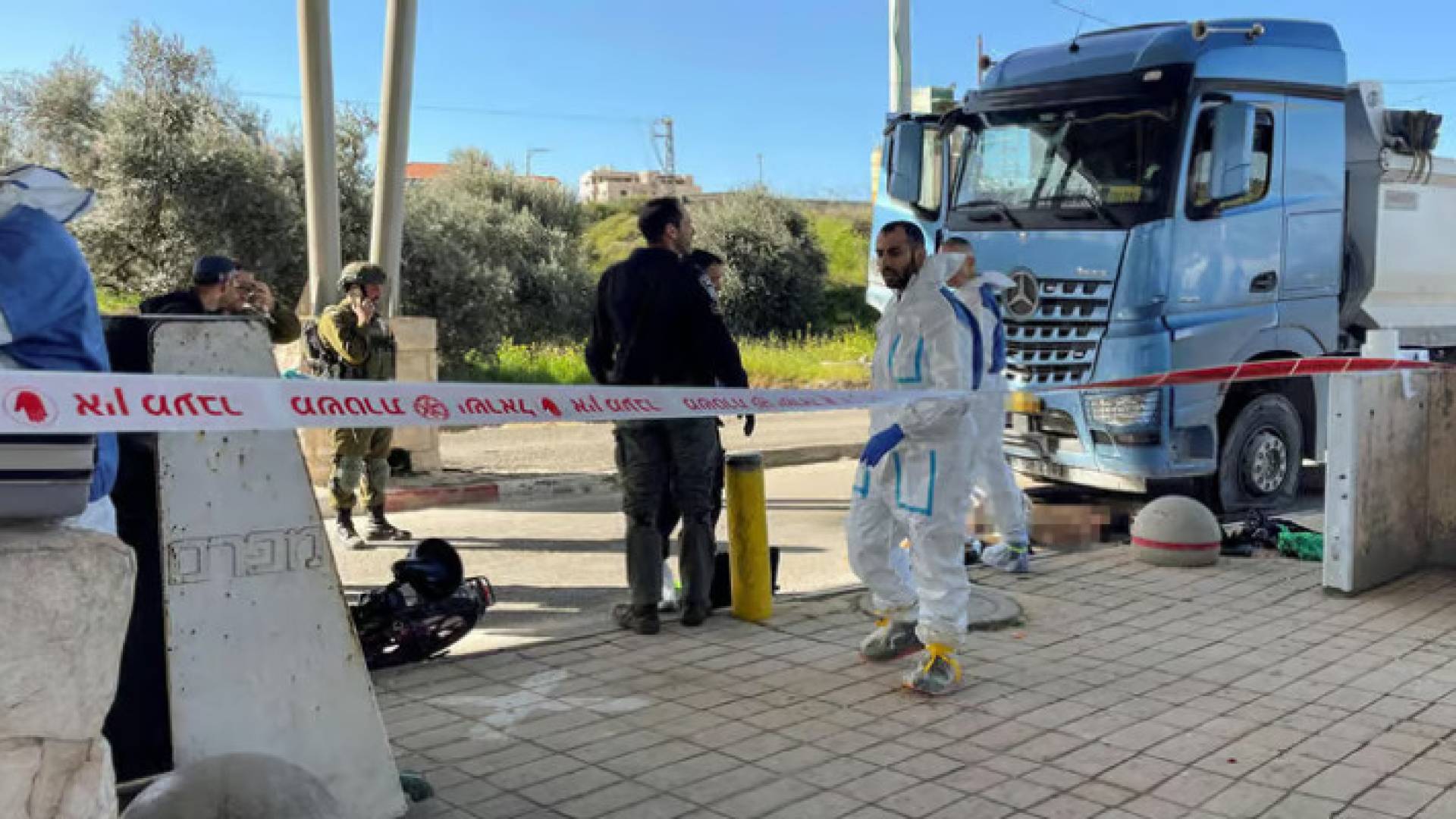 Image 1 from gallery