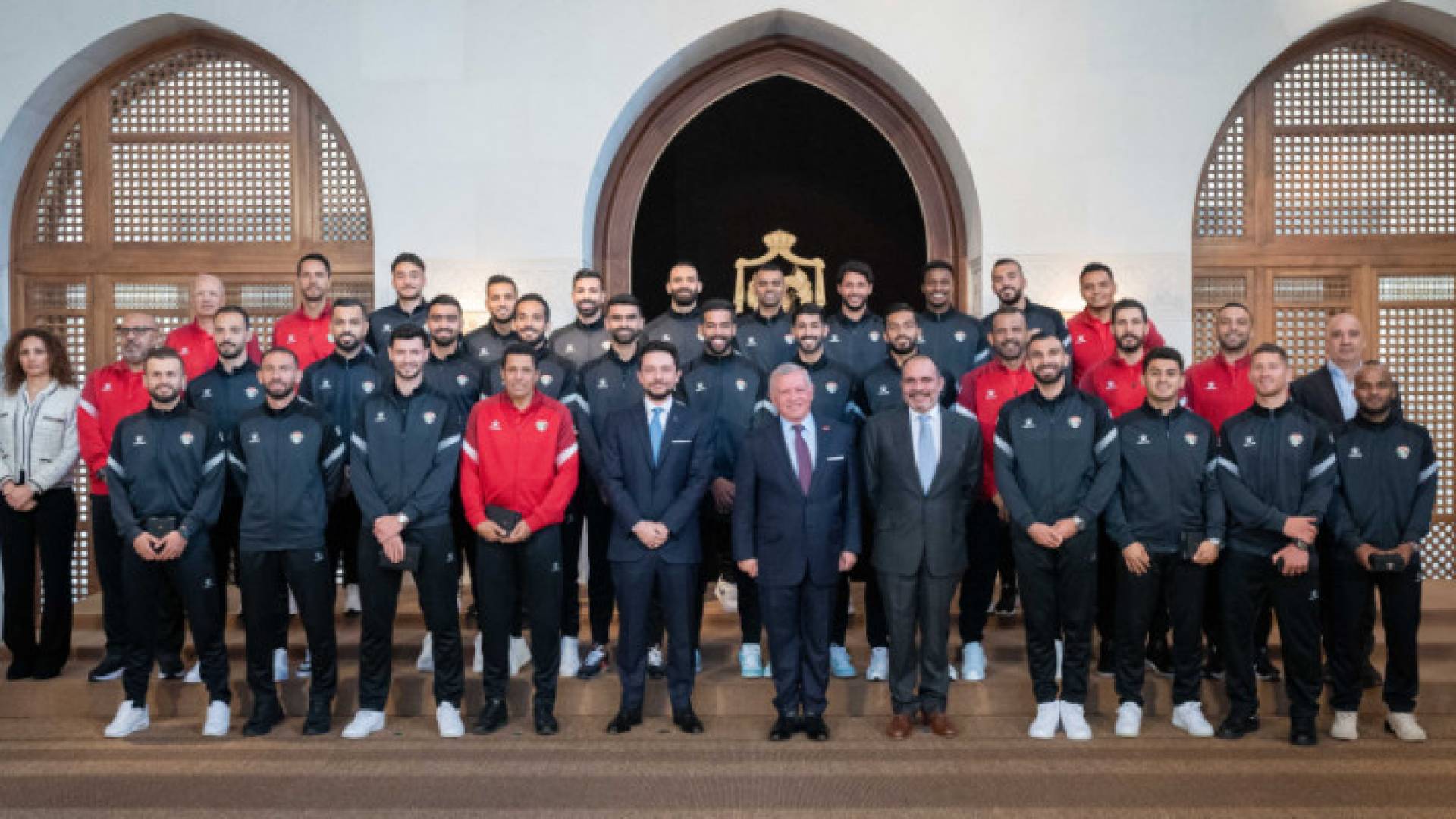 Image 1 from gallery