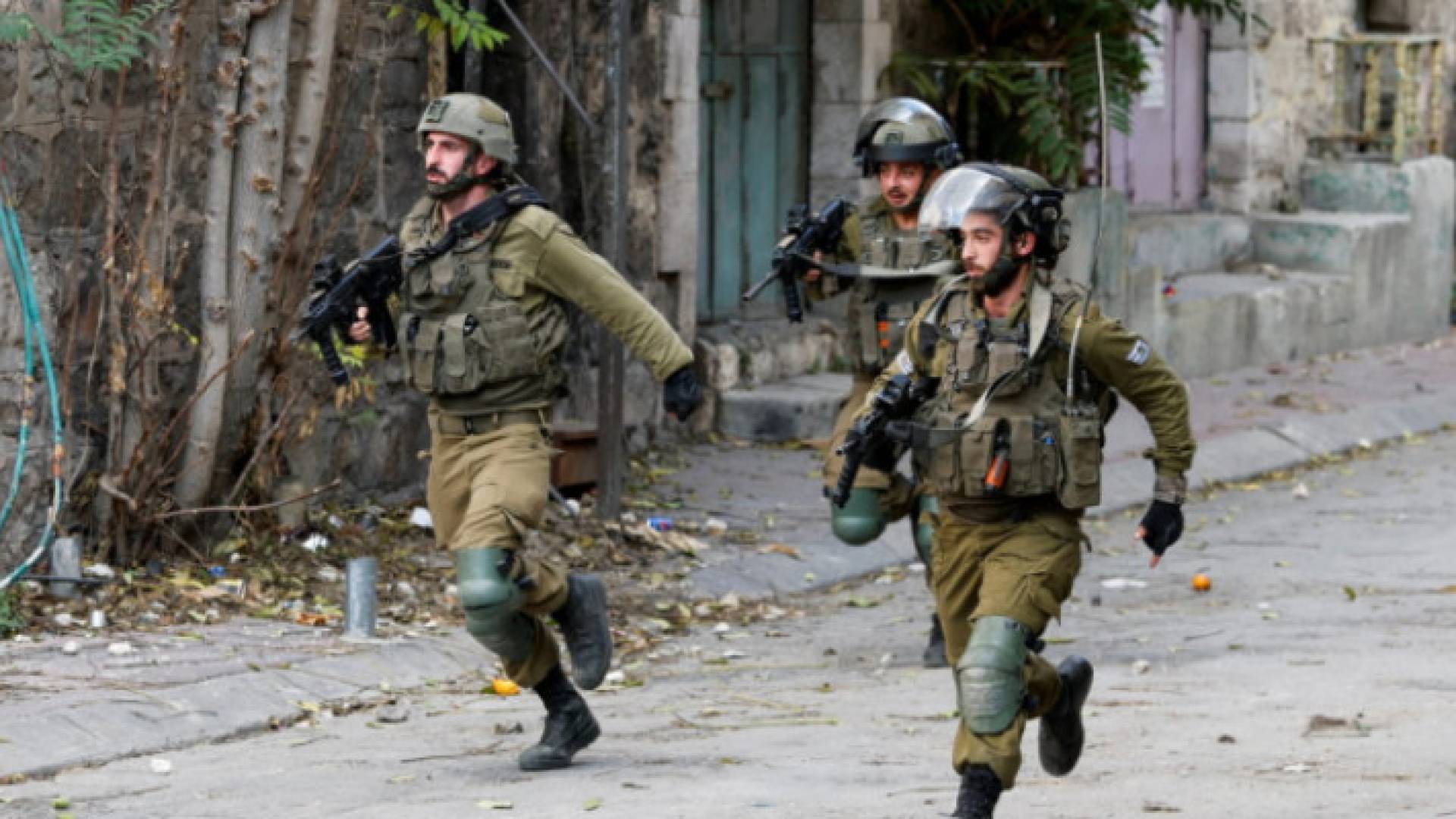 Image 1 from gallery