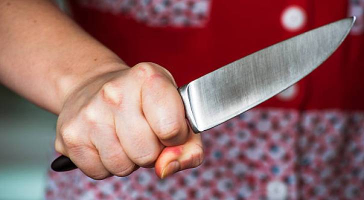 Daughter stabs father to death in Zarqa following family dispute