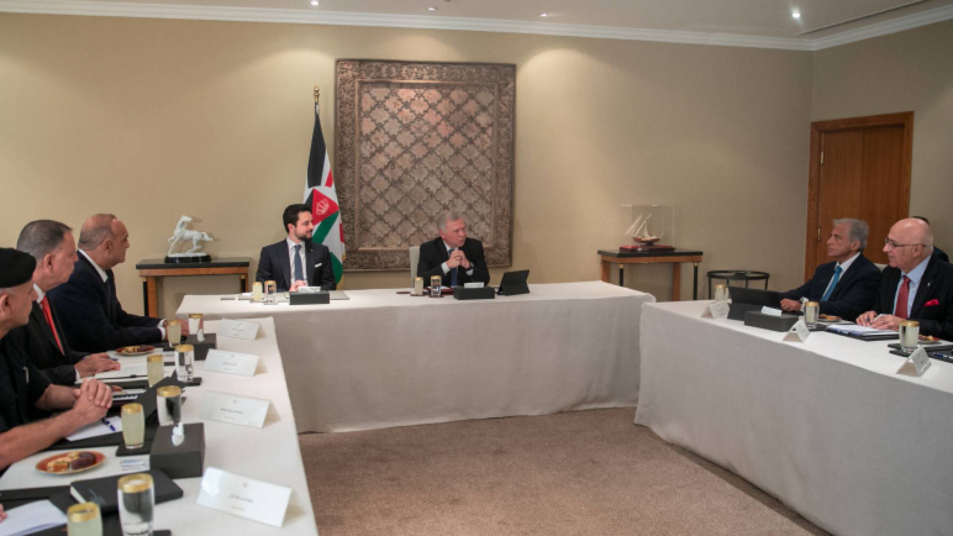 Image 1 from gallery