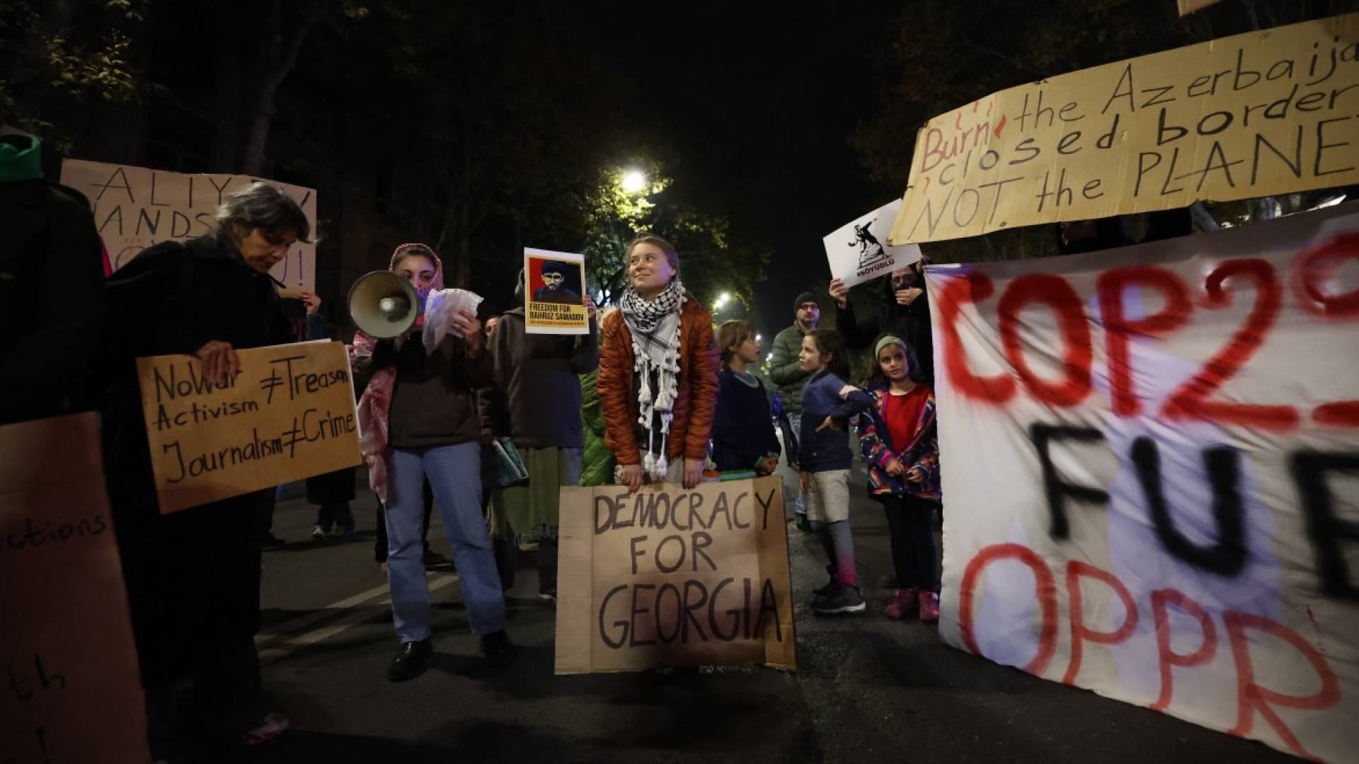 Image 1 from gallery