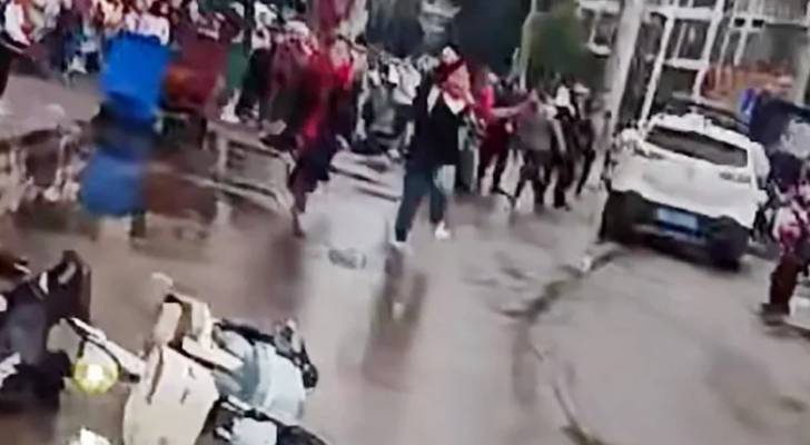 VIDEO: Several injured in SUV crash outside primary school in China