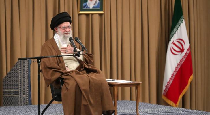 Khamenei: "Israeli" leaders deserve death sentence, not arrest