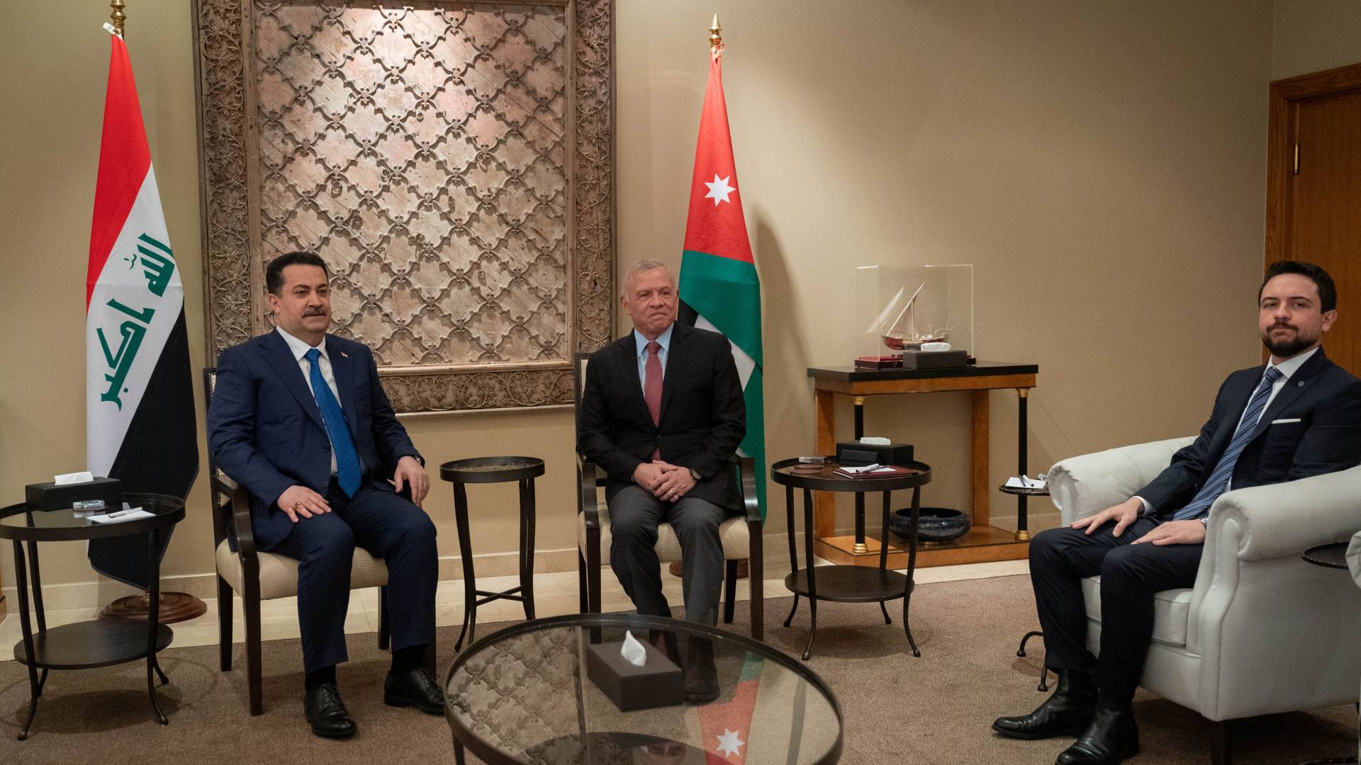 Image 1 from gallery