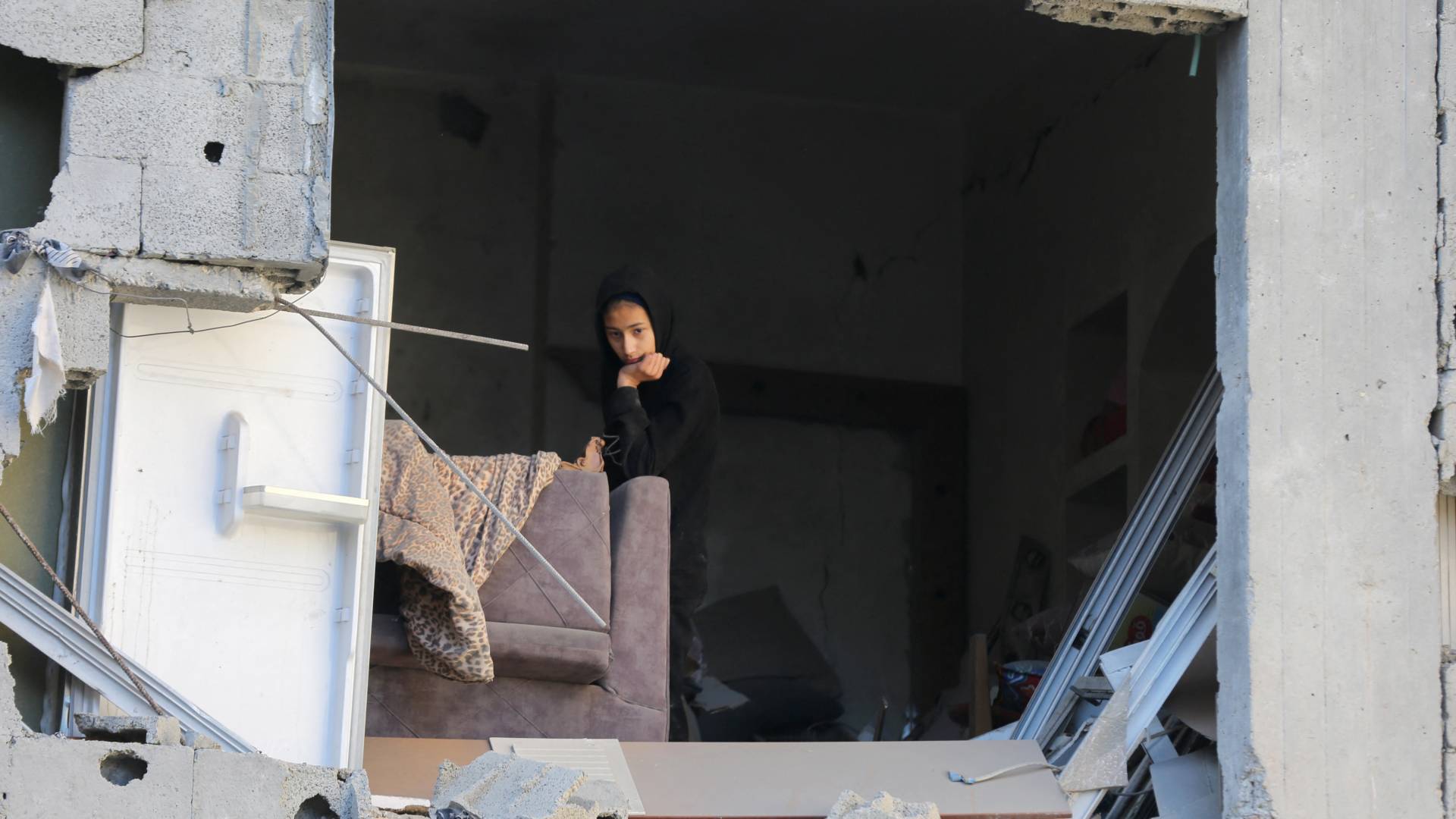 Image 1 from gallery