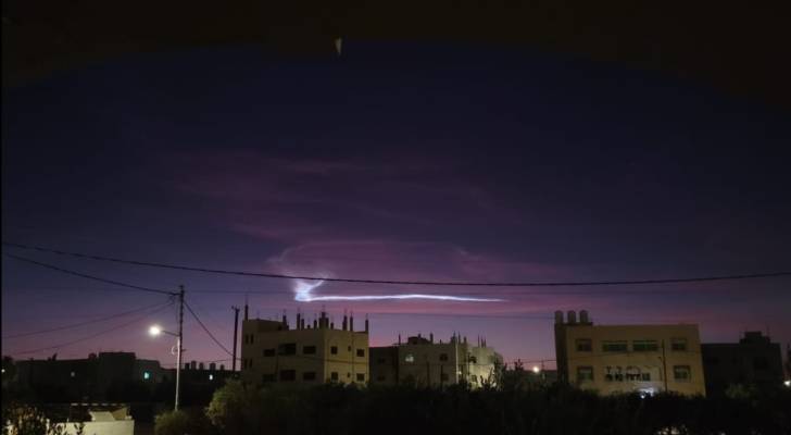 VIDEO: Mysterious light illuminates Jordan's night sky