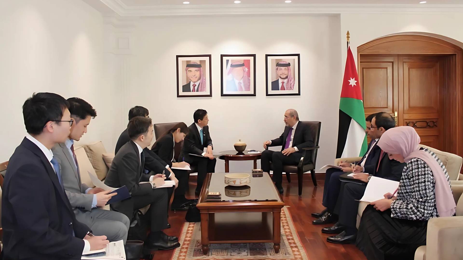 Image 1 from gallery