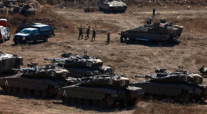 'Israeli' army targets civilians crossing into southern Lebanese towns