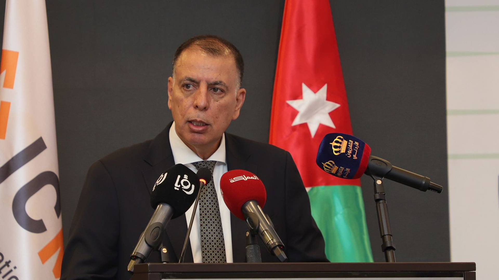 Image 1 from gallery