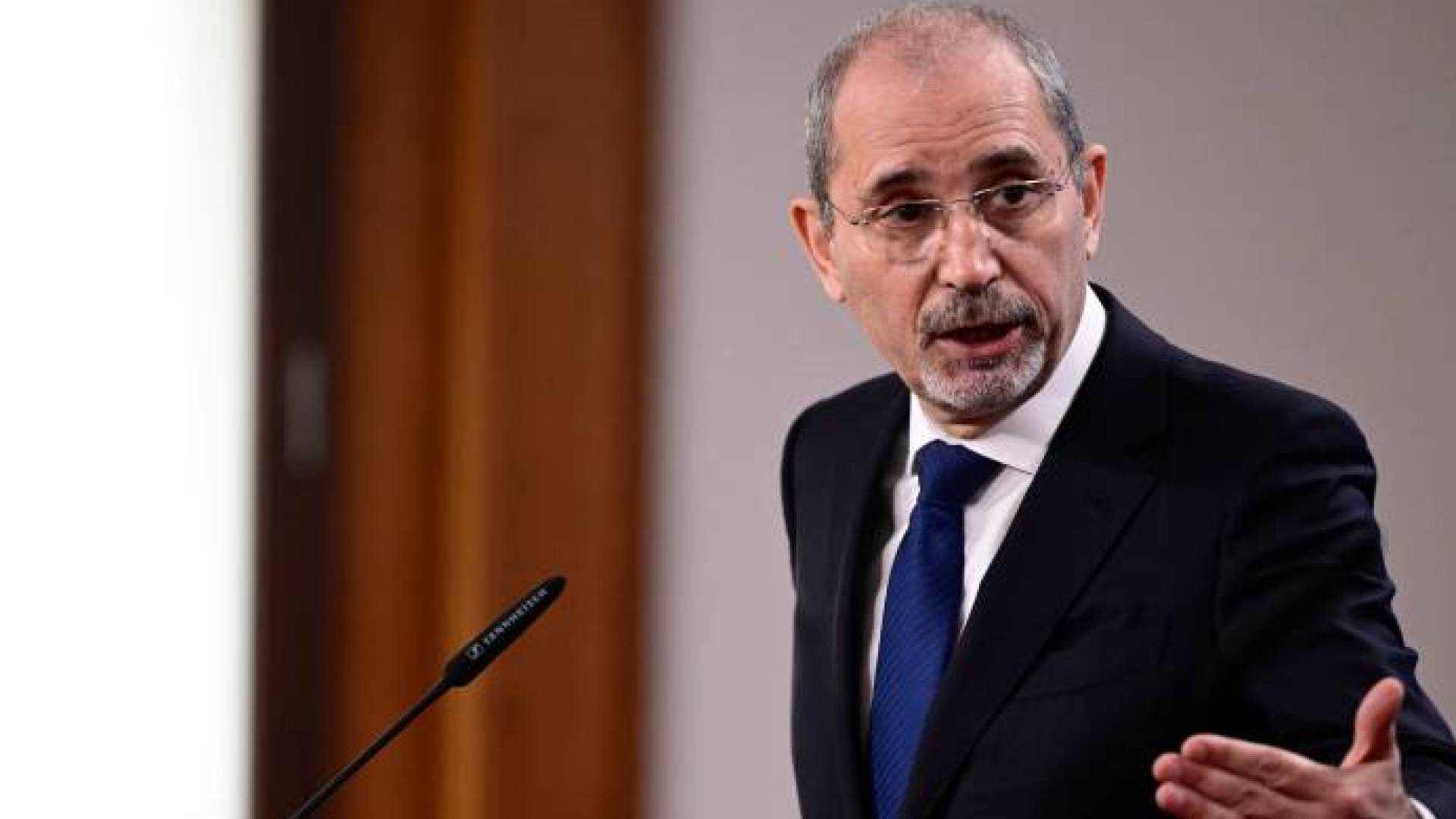 Image 1 from gallery