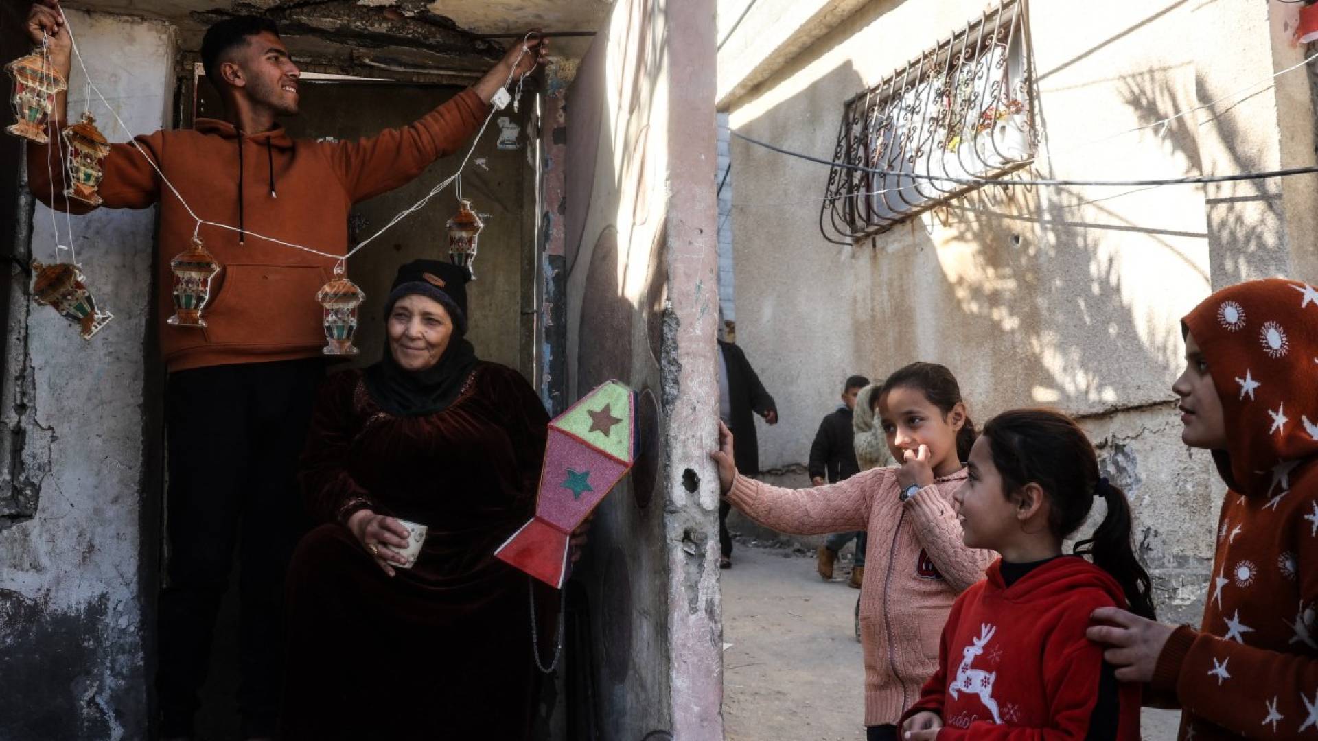 Image 1 from gallery