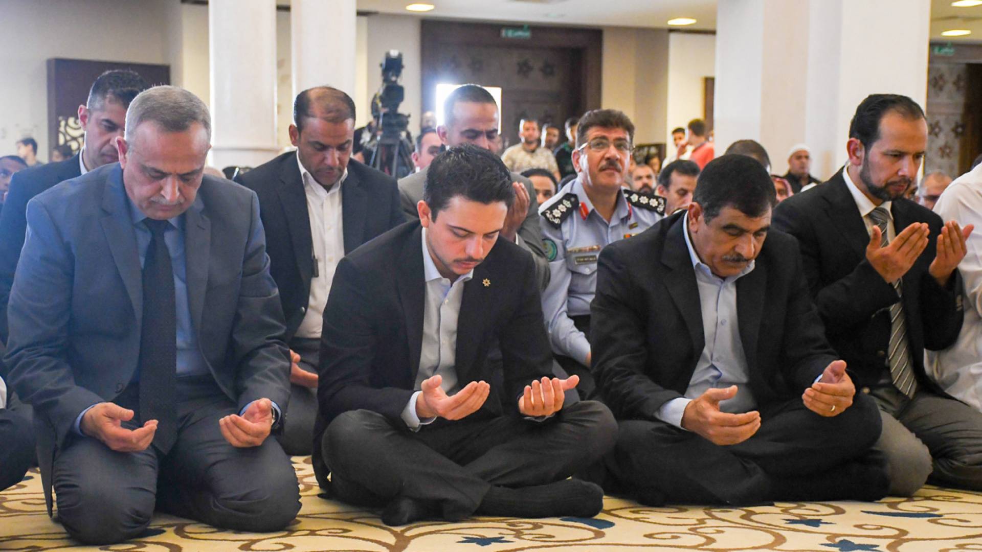 Image 1 from gallery