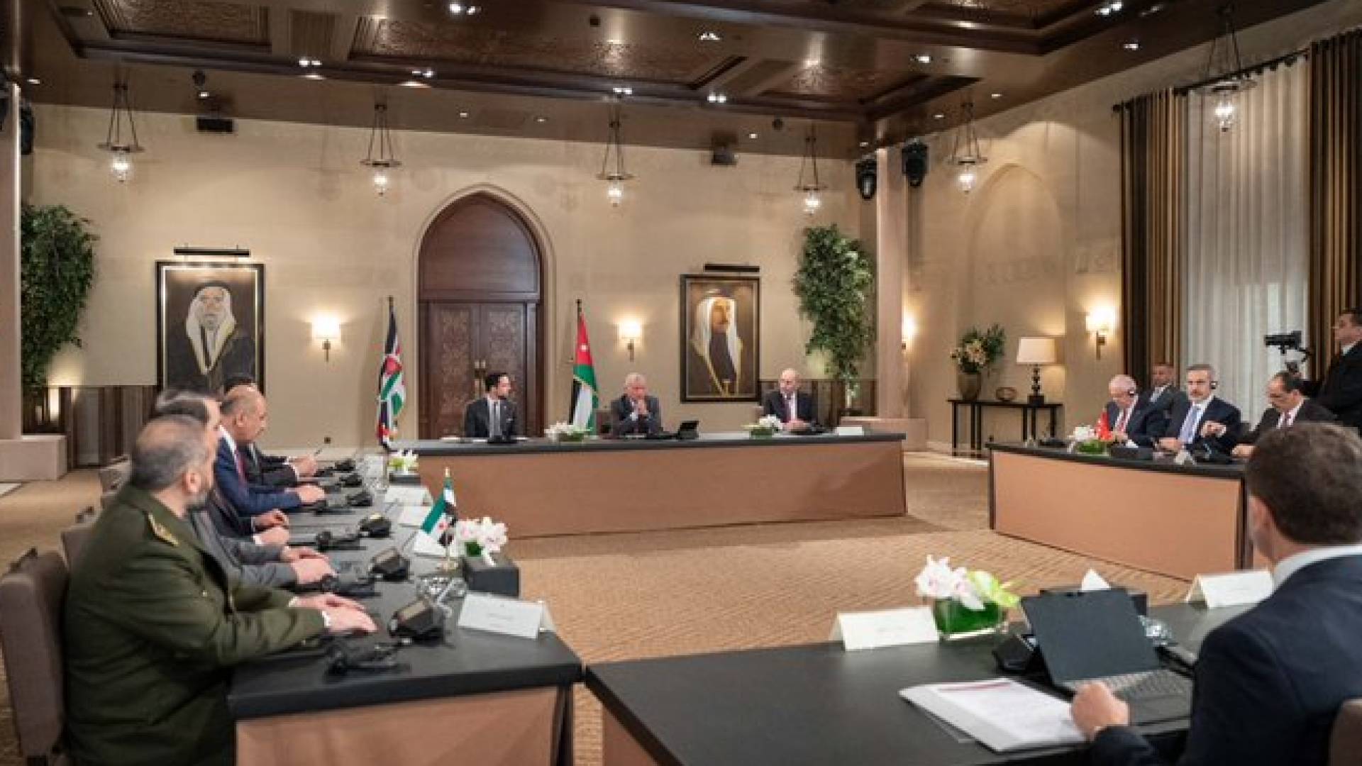 Image 1 from gallery