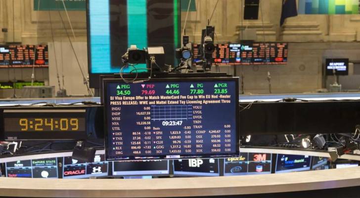 US stock market rebounds as government shutdown fears ease