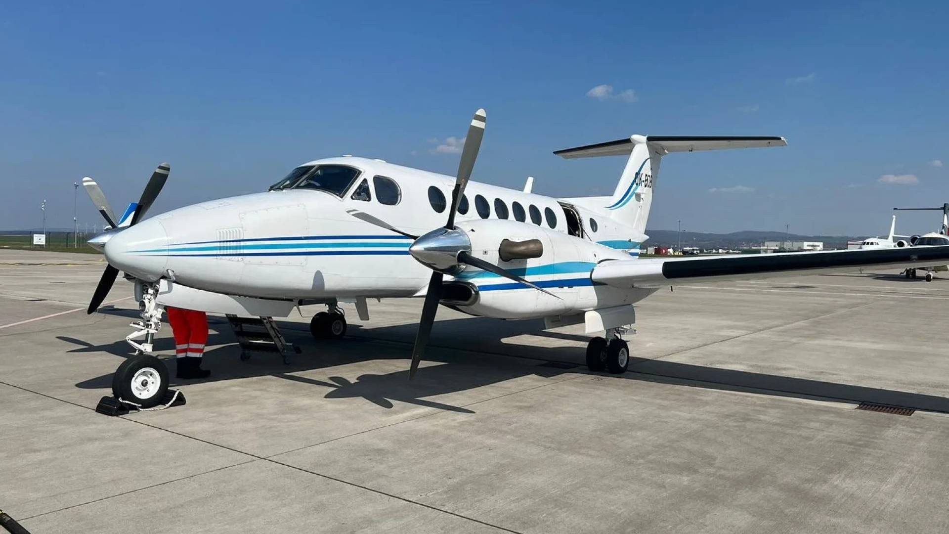 Image 1 from gallery