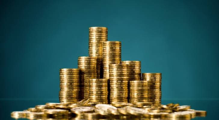 Global gold prices soar to record highs