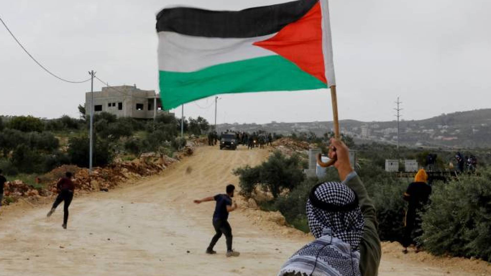 Image 1 from gallery