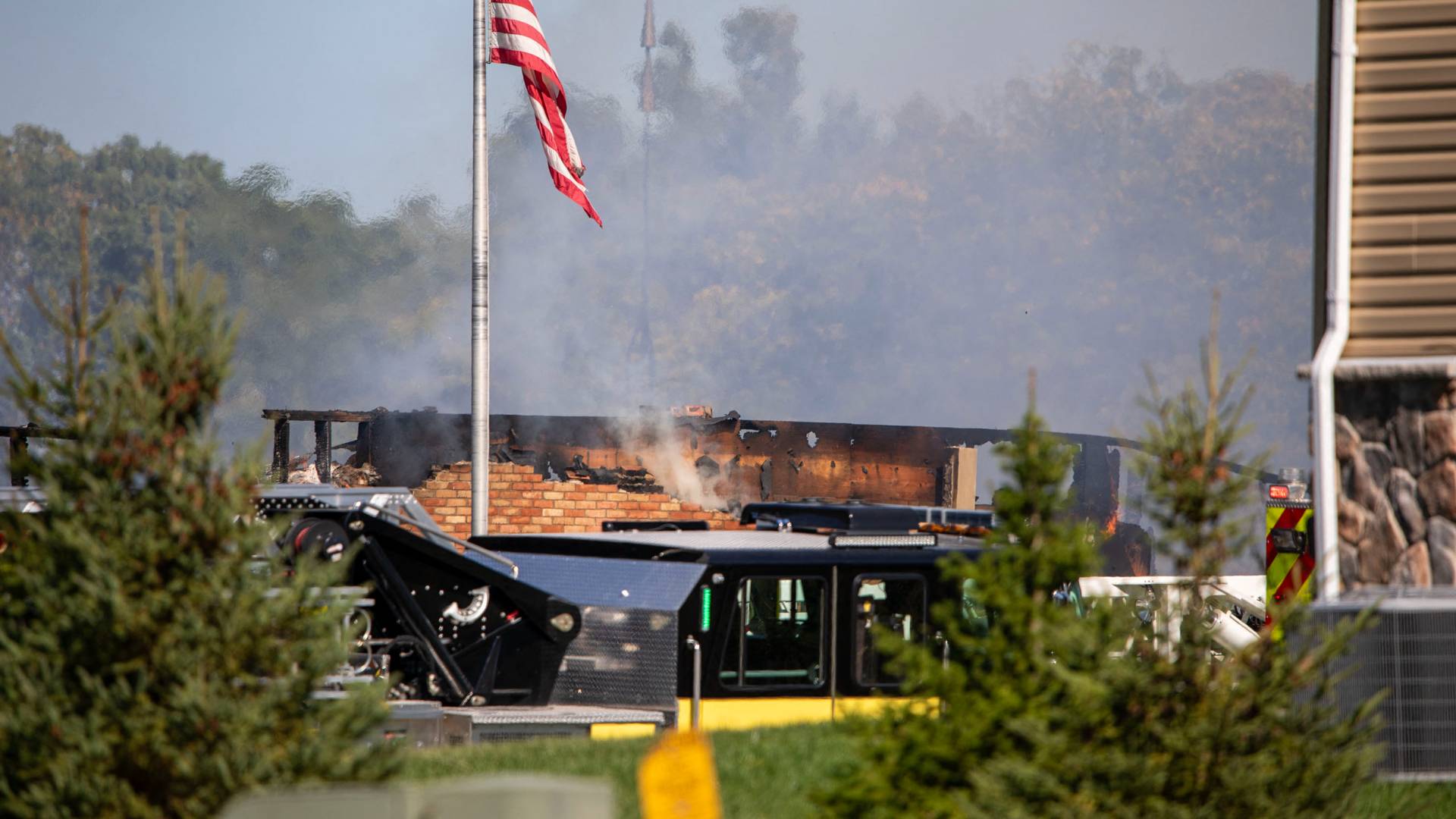 Image 1 from gallery