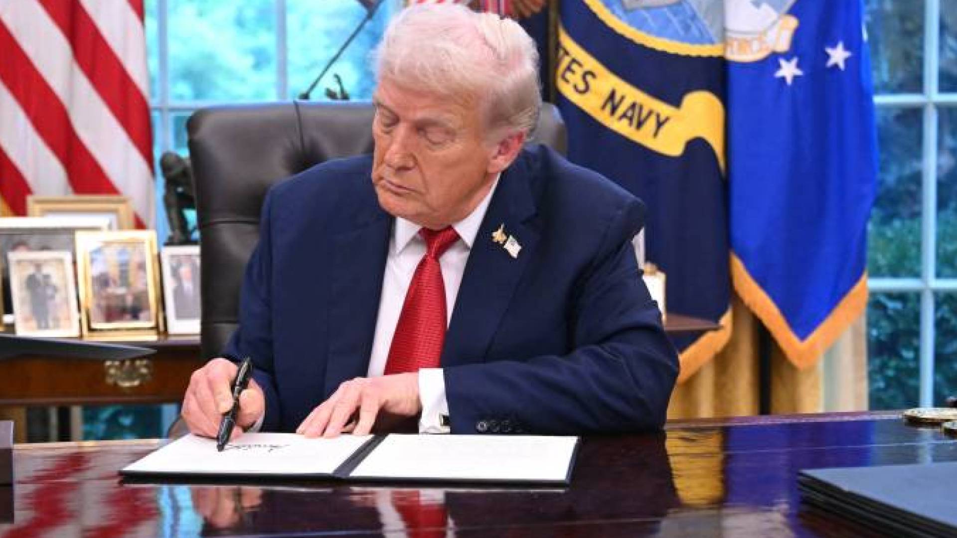 Image 1 from gallery