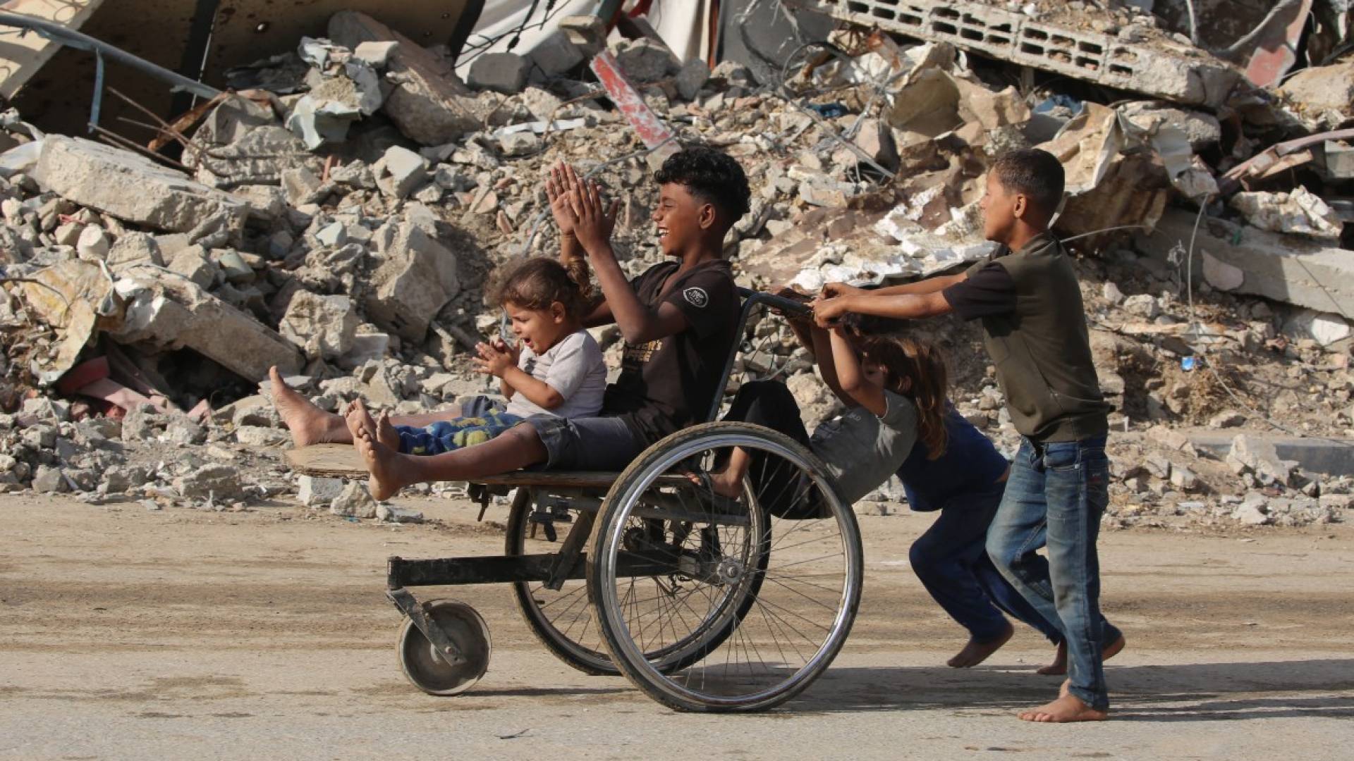 Image 1 from gallery