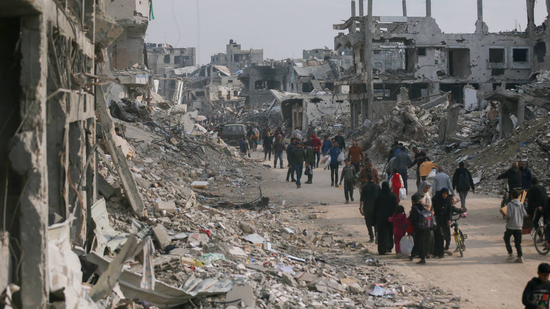 Roya News | Team of 200 US troops to 'oversee' Gaza truce: US officials