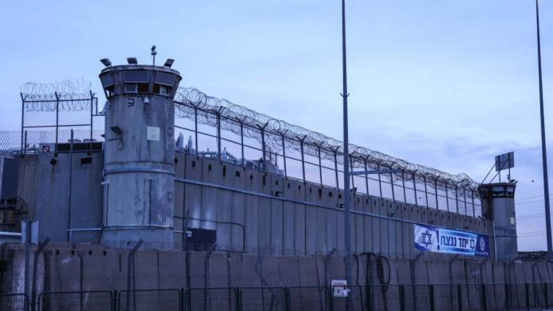 Image 1 from gallery