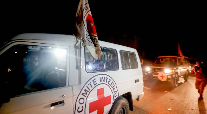 'Israeli' authorities say Hamas returns captive’s remains to Red Cross