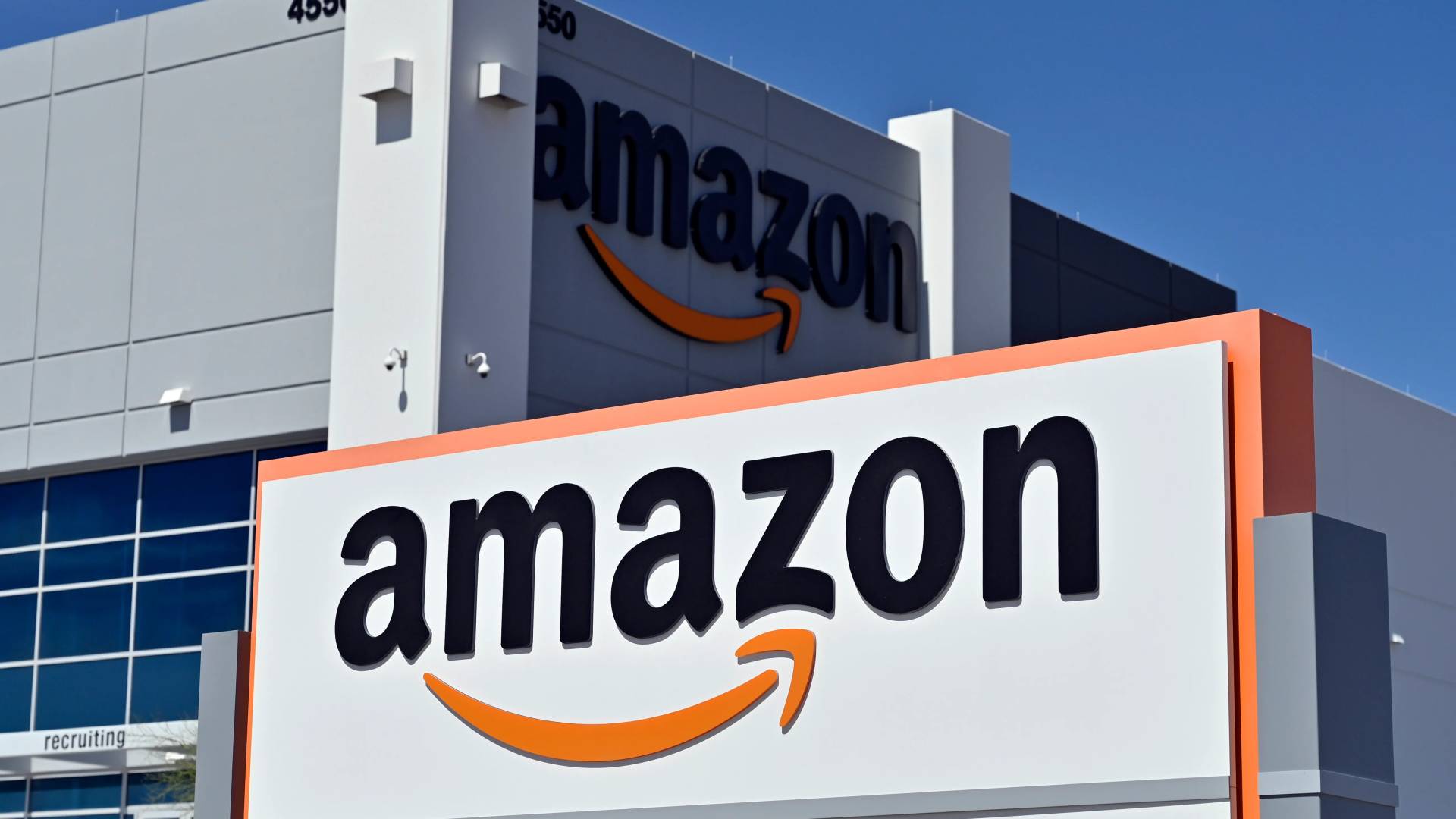 Image 1 from gallery