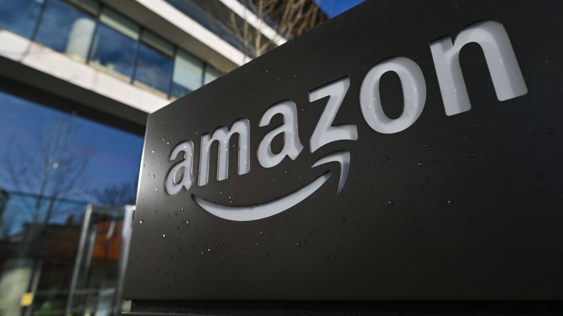 Image 1 from gallery