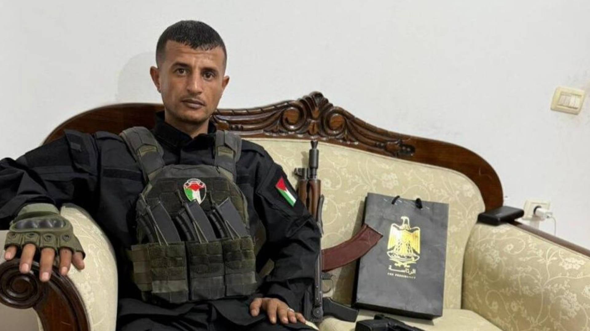 Image 1 from gallery