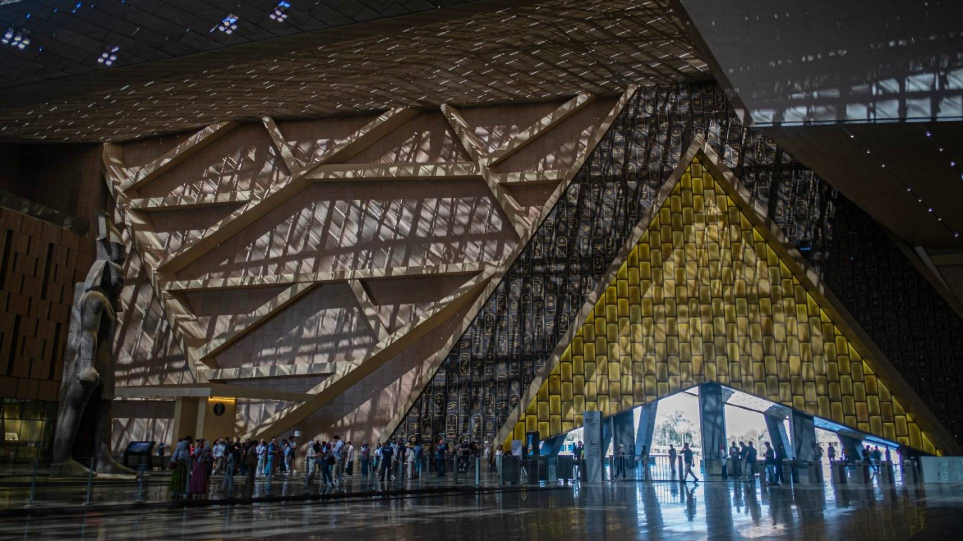 Image 1 from gallery