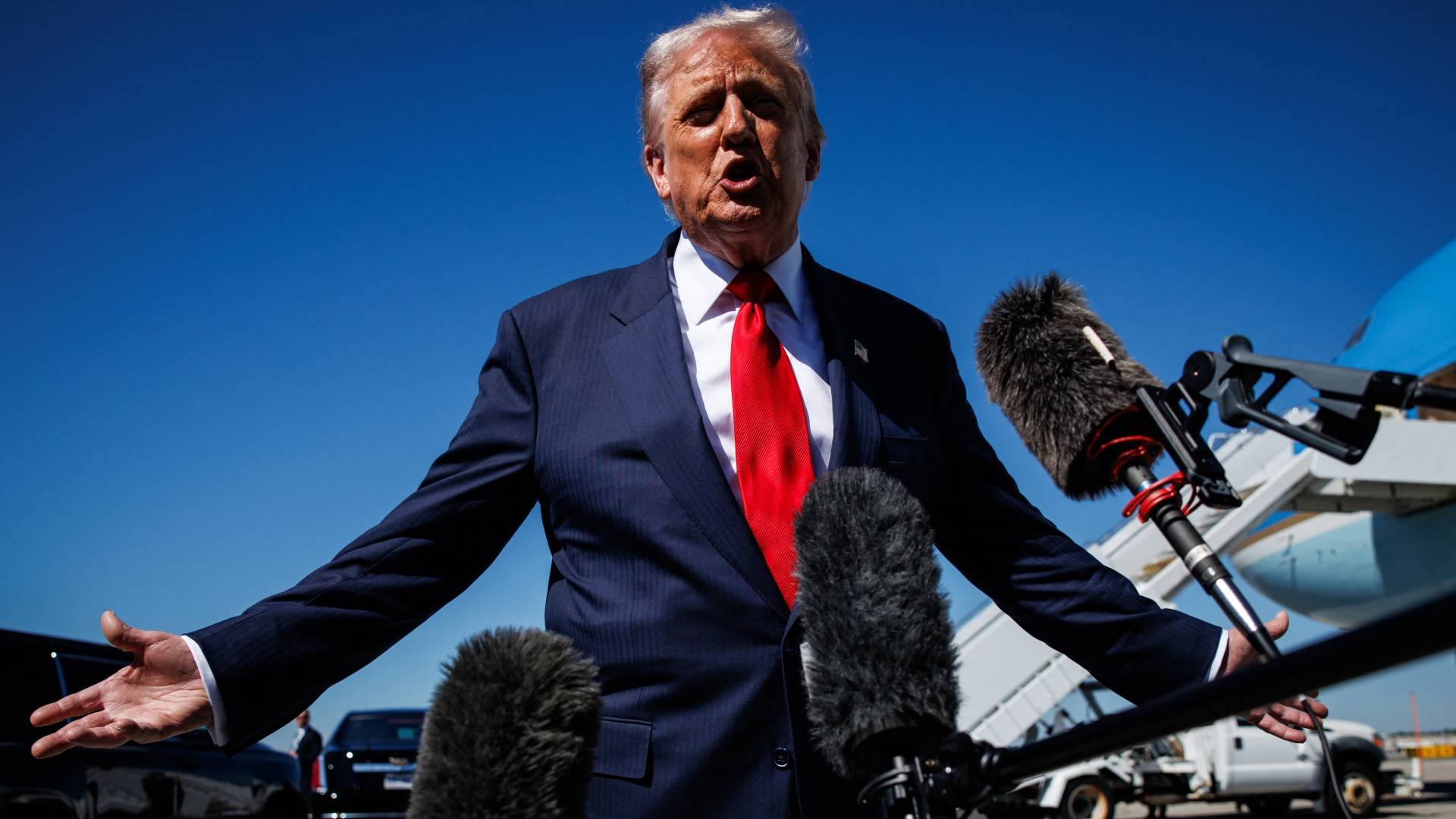 Image 1 from gallery