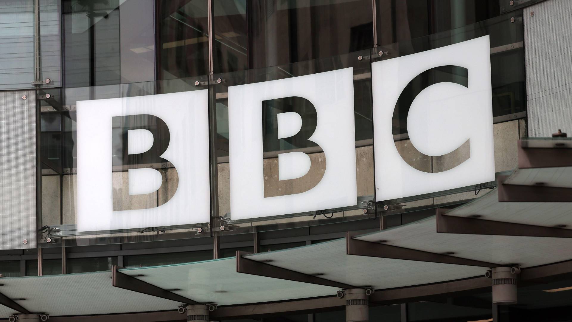 Image 1 from gallery