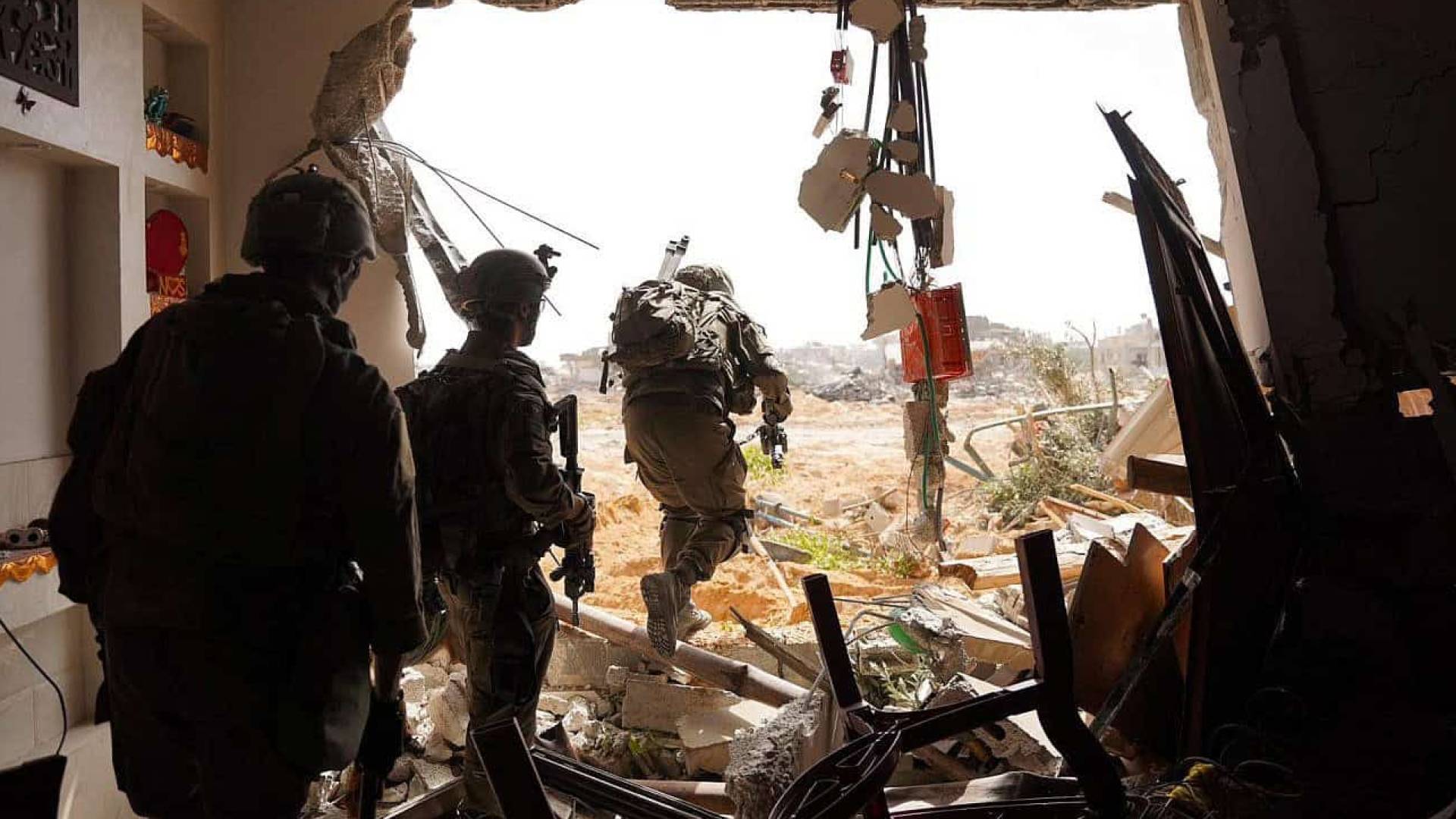 Image 1 from gallery