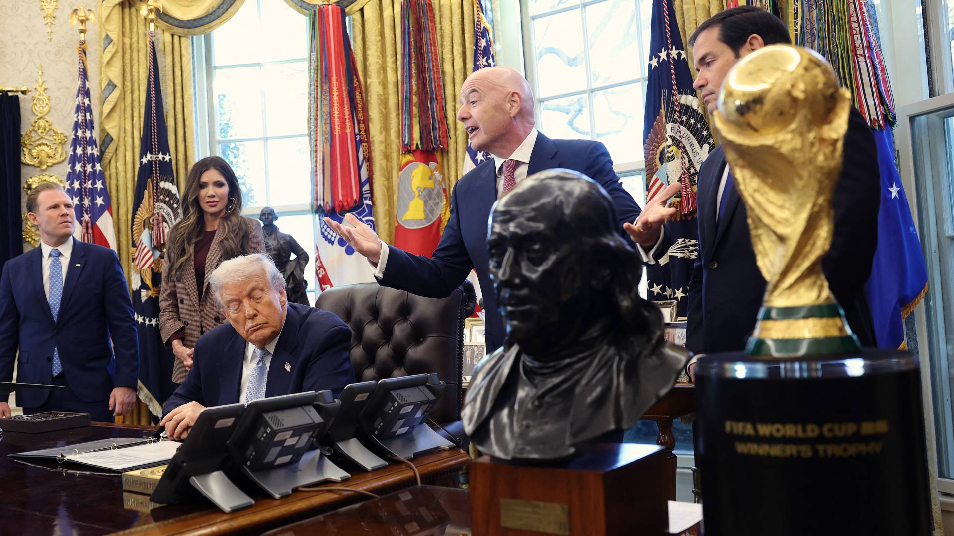 Image 1 from gallery