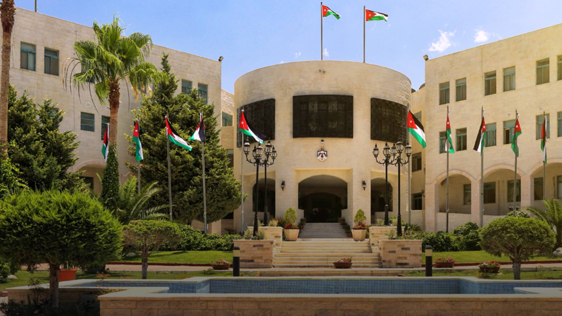 Image 1 from gallery