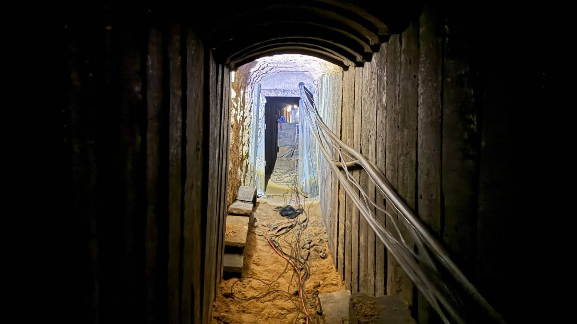 Image 1 from gallery