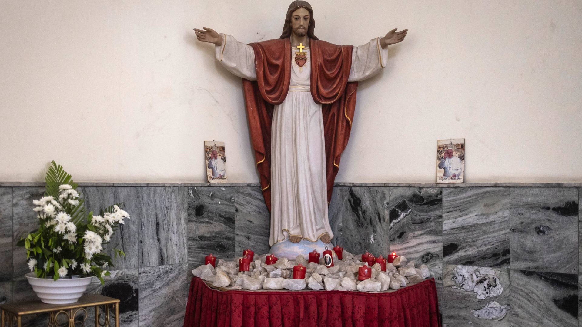 Image 1 from gallery