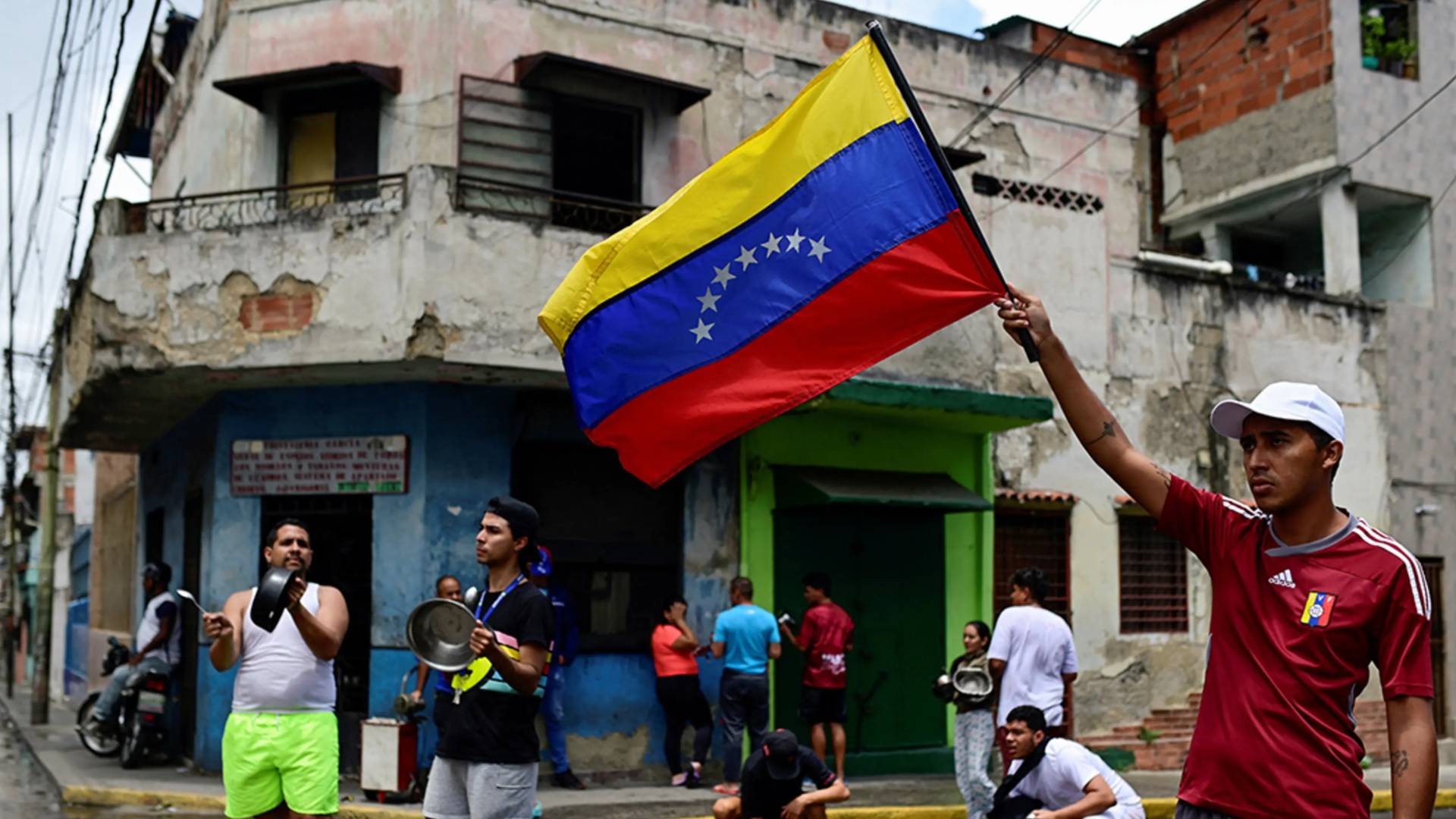 Image 1 from gallery