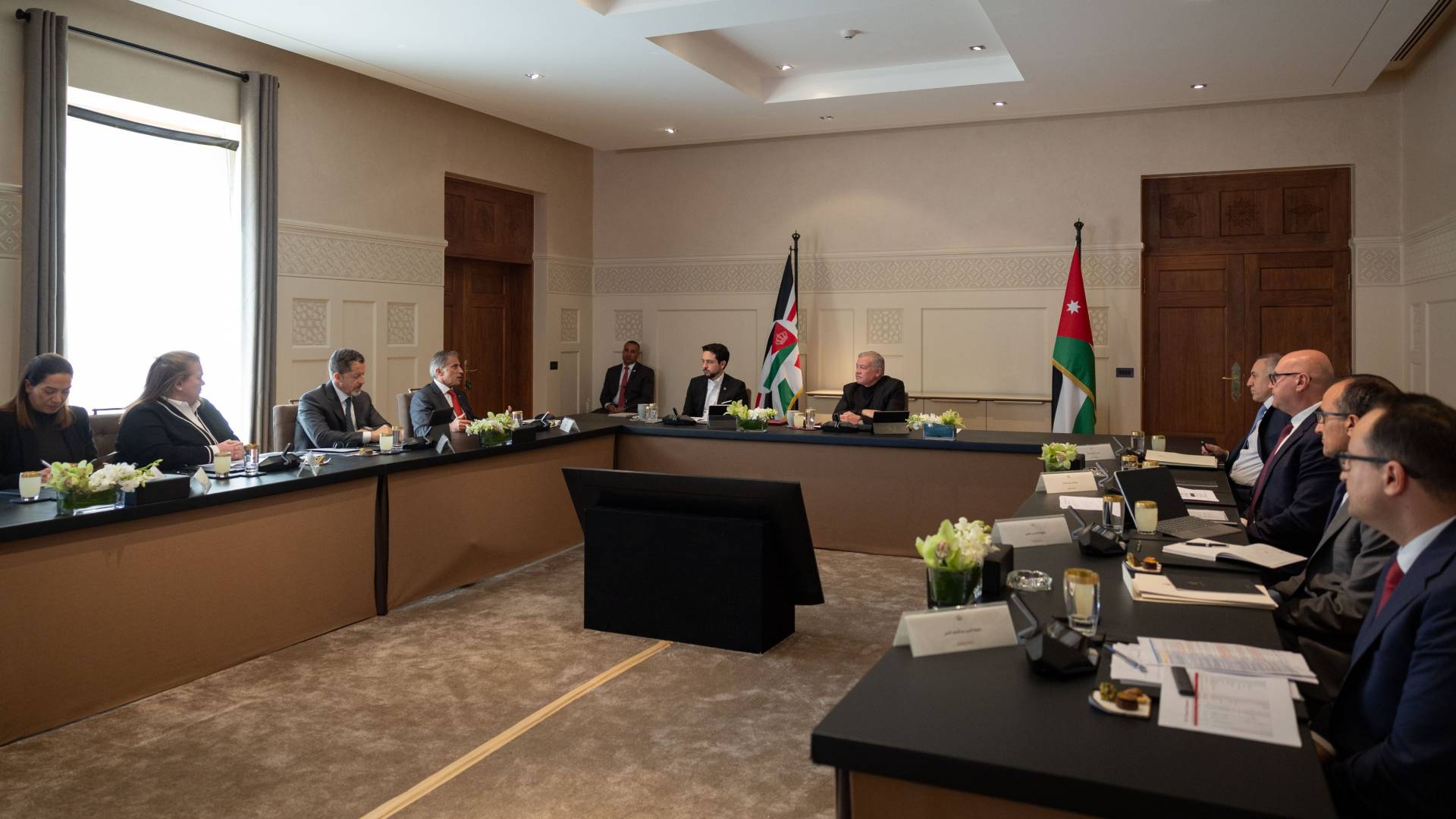 Image 2 from gallery