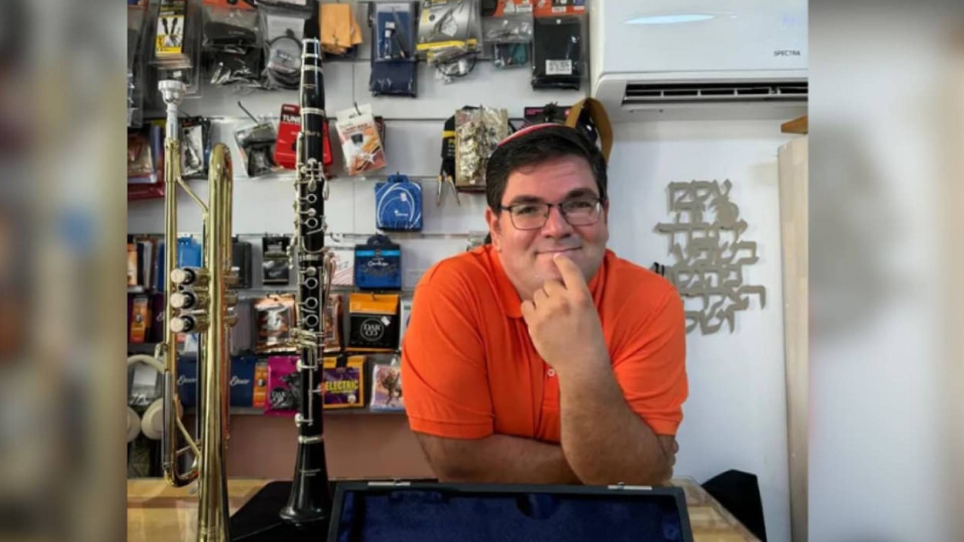 Image 1 from gallery